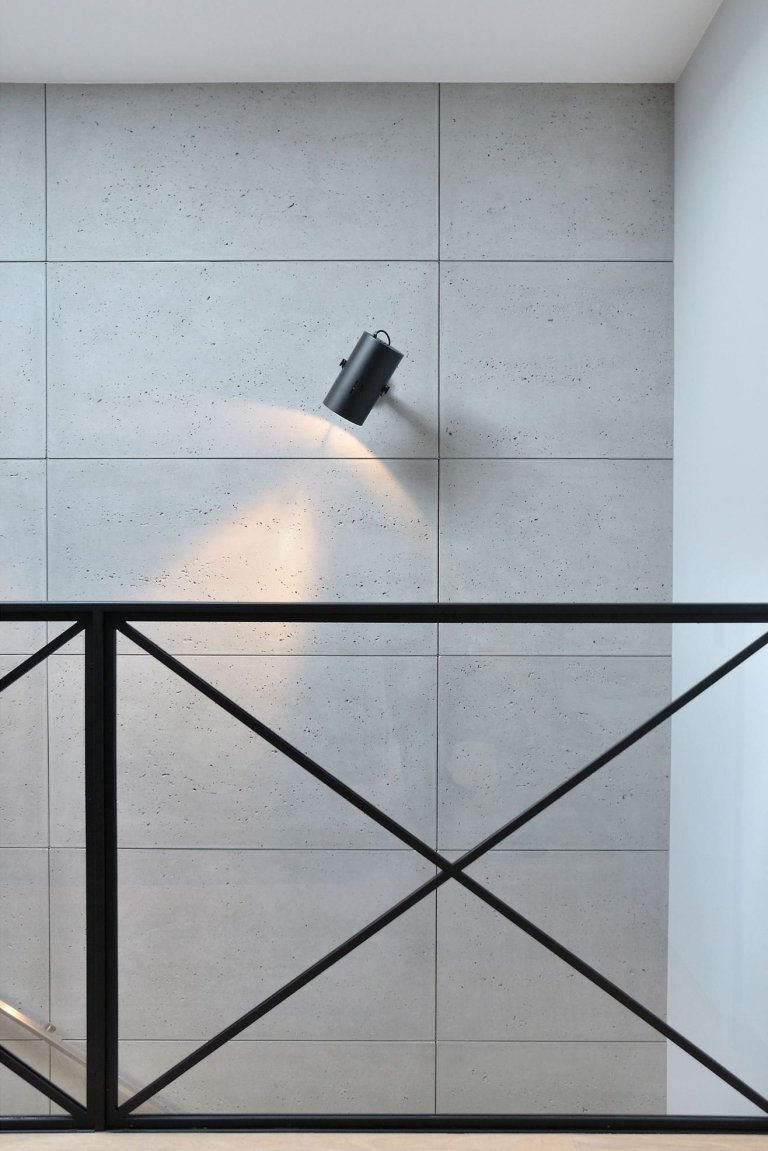 Dialog dřeva s betonem