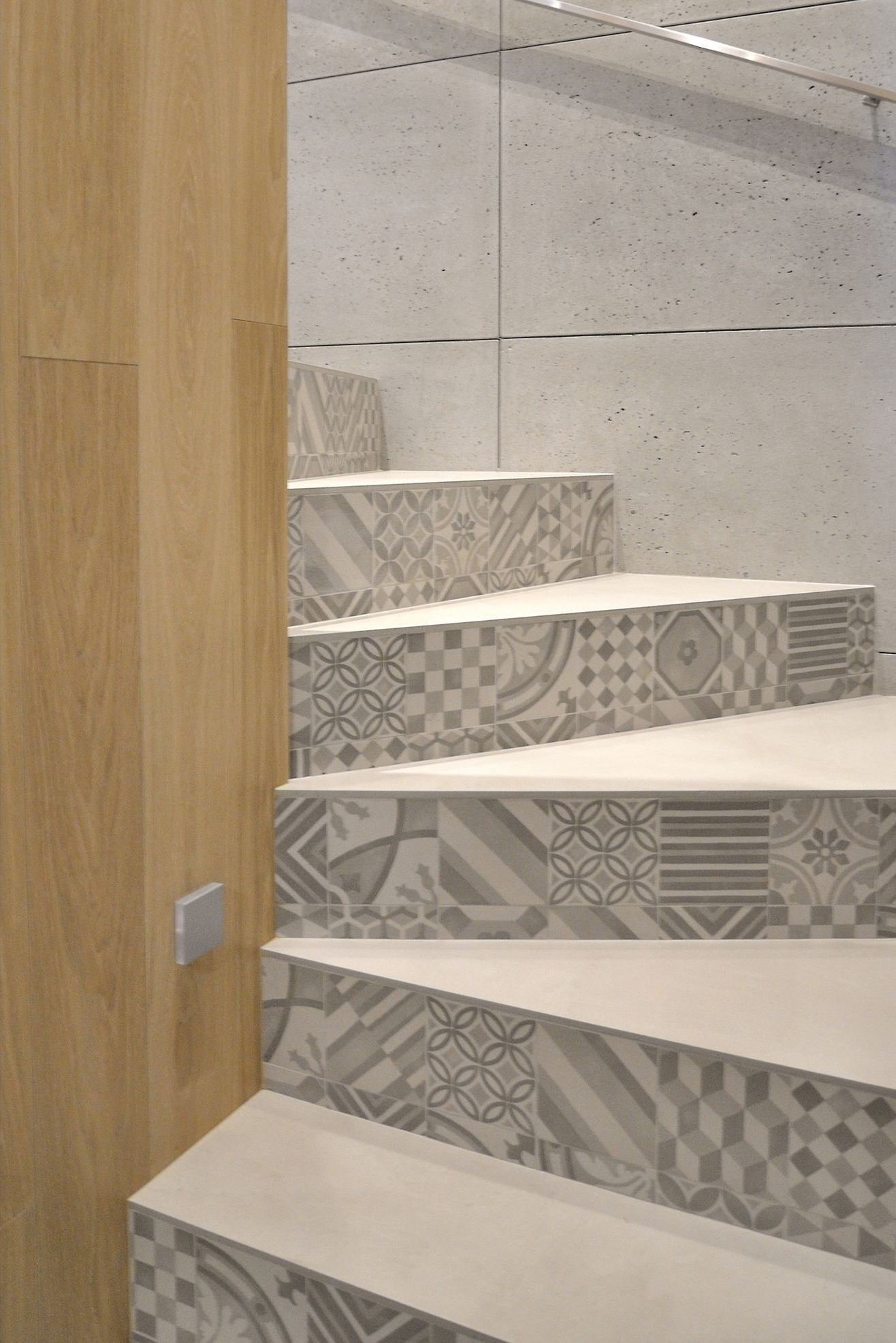 Dialog dřeva s betonem