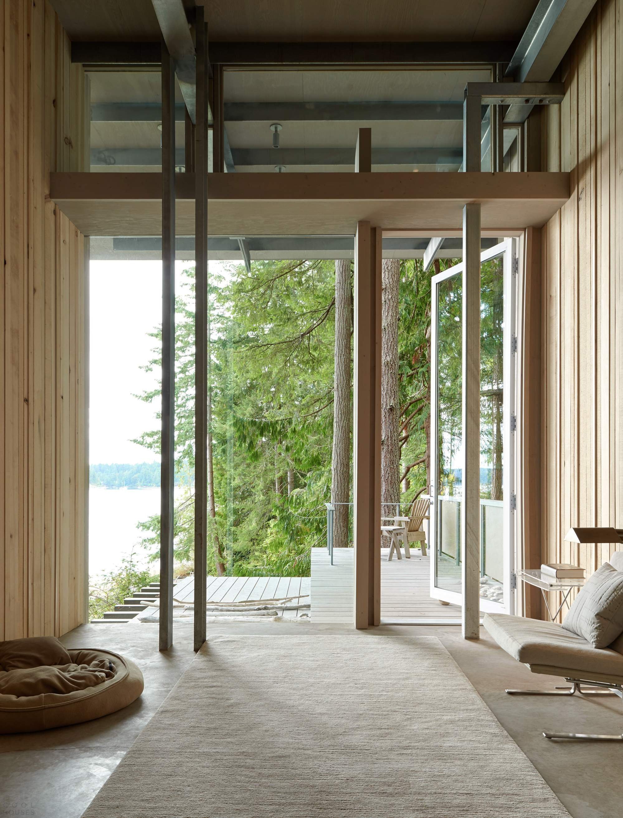 Domov uprostřed lesa budoval přes 60 let