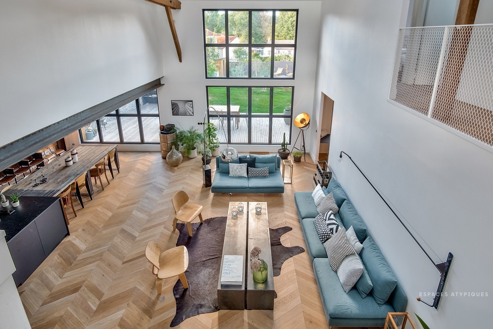 Renovace stodoly u Paříže