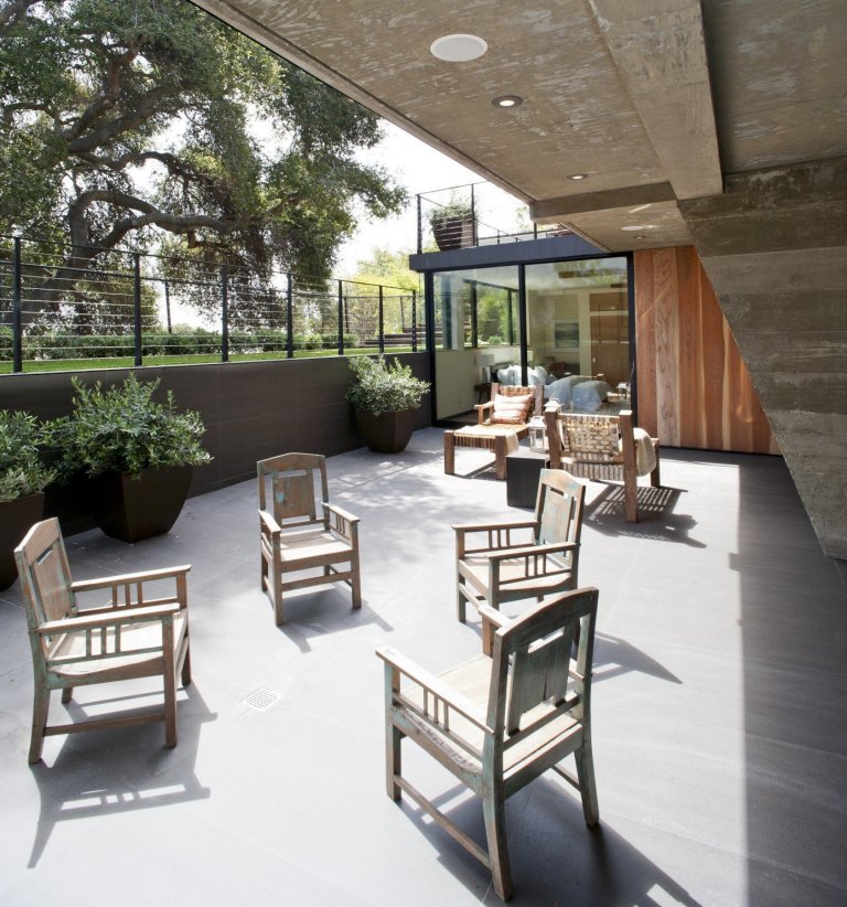 Residence, která je v souznění s okolní přírodou