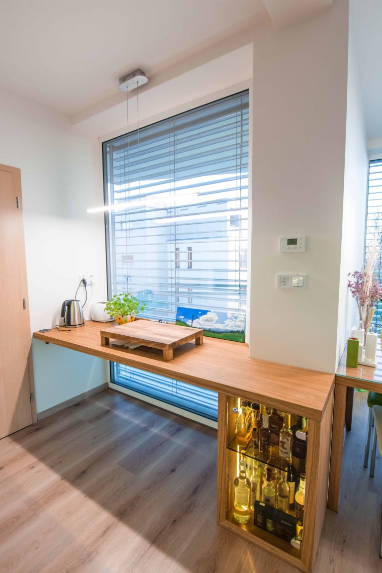 Začátkem roku 2015 jsme navrhovali interiér mezonetového bytu na Kociánce v Brně. Asi po roce jsme se byli podívat na výsledek. Realizaci dělal na náš…