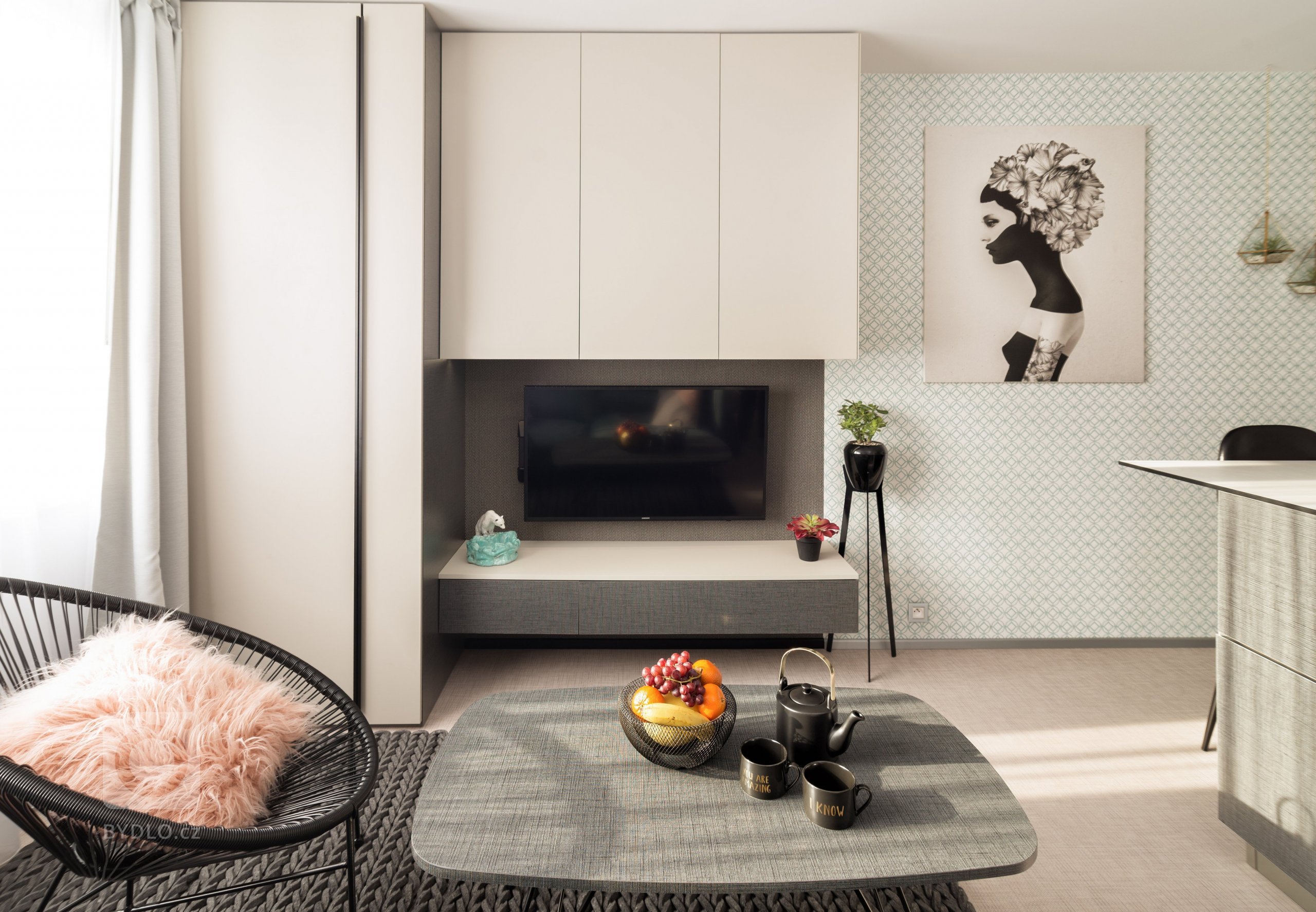 Jak bydlí designérka na 37 m2

Vzhledem k&nbsp;tomu, že jsem si bydlení navrhovala sama pro sebe, zadání jsem měla jasné: prostor bytu musí být otevřený a…