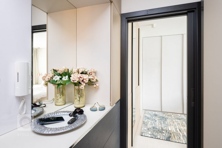 add picture to album