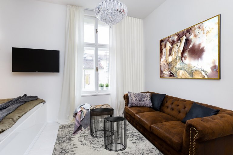 Garsonka je určena pro krátkodobé pronájmy cizincům. A pokud v ní chcete být ubytovaní, naleznete ji i na mezinárodním ubytovacím portálu Air BNB. Na…