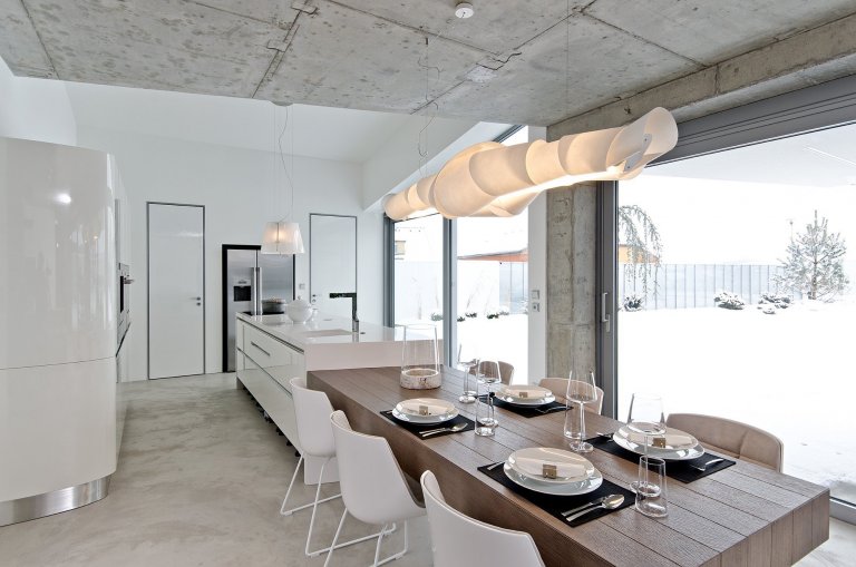 Interiér novostavby rodinného domu

Design: OOOOX| Ing. Arch. Radka Valová, Ing. Arch. Pavla Doležalová


Dispozice &ndash; dispozici jsme proti původnímu…