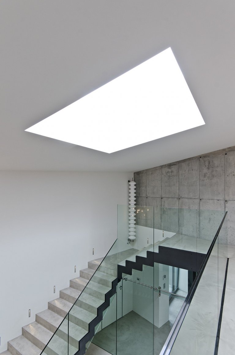 Interiér novostavby rodinného domu

Design: OOOOX| Ing. Arch. Radka Valová, Ing. Arch. Pavla Doležalová


Dispozice &ndash; dispozici jsme proti původnímu…