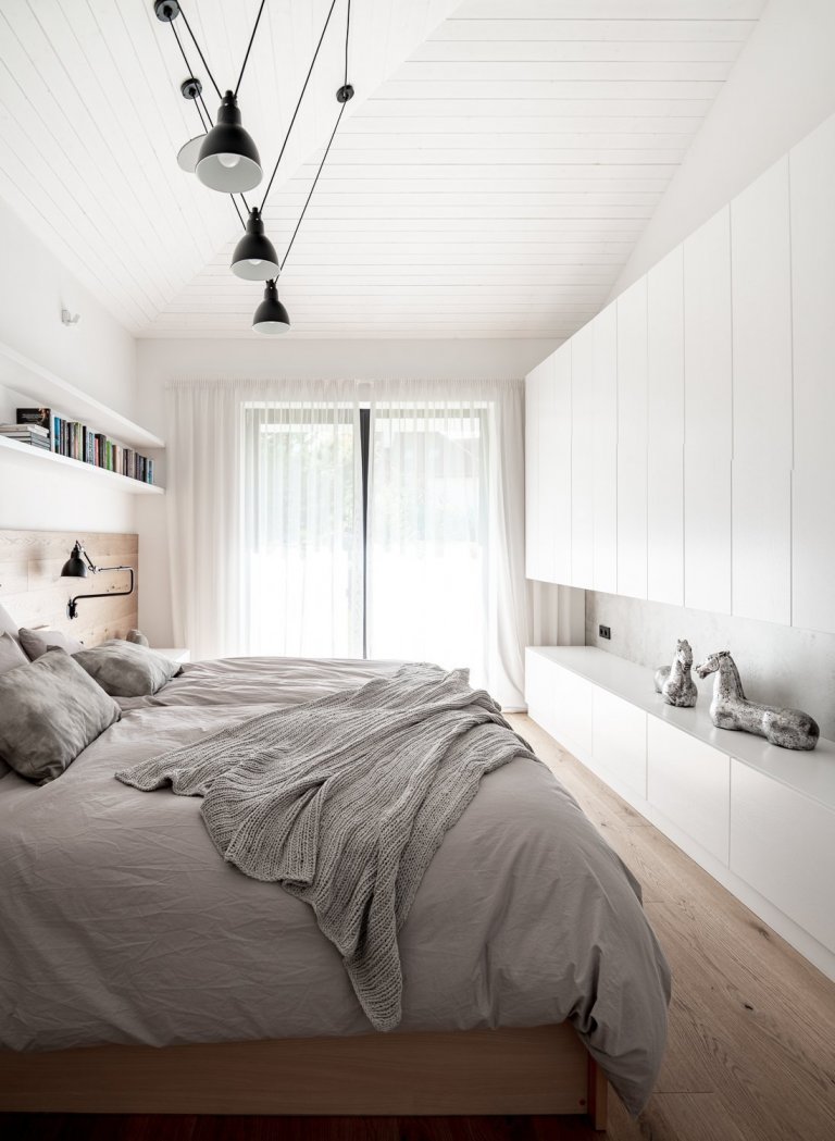 Ložnice byla původní, pouze jsme je doladili pomocí doplňků a drobných úprav. 