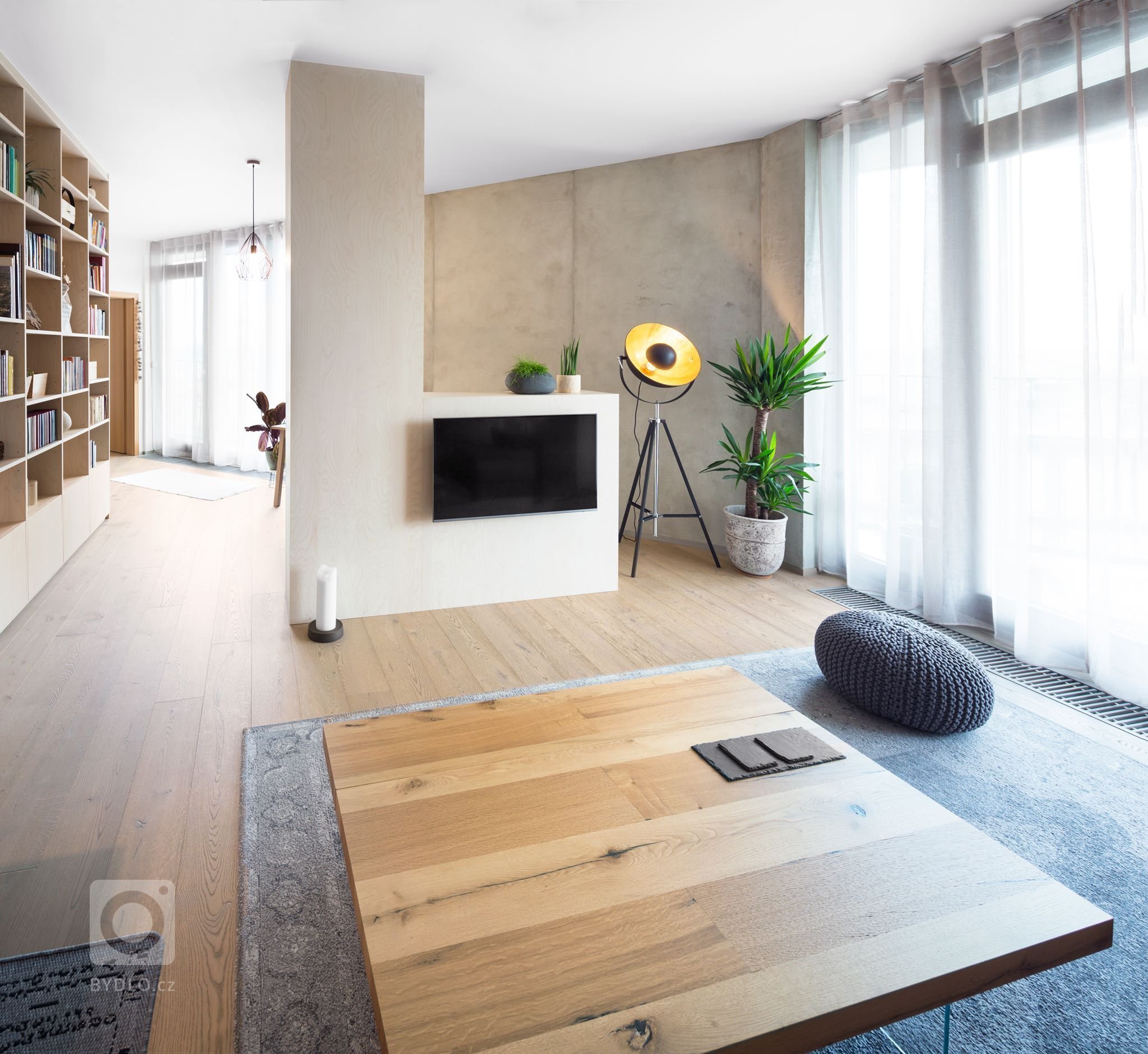Výroba nábytku našimi truhláři podle návrhu bytového architekta
