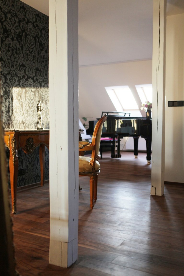 Interiér Lounských - podkrovní byt