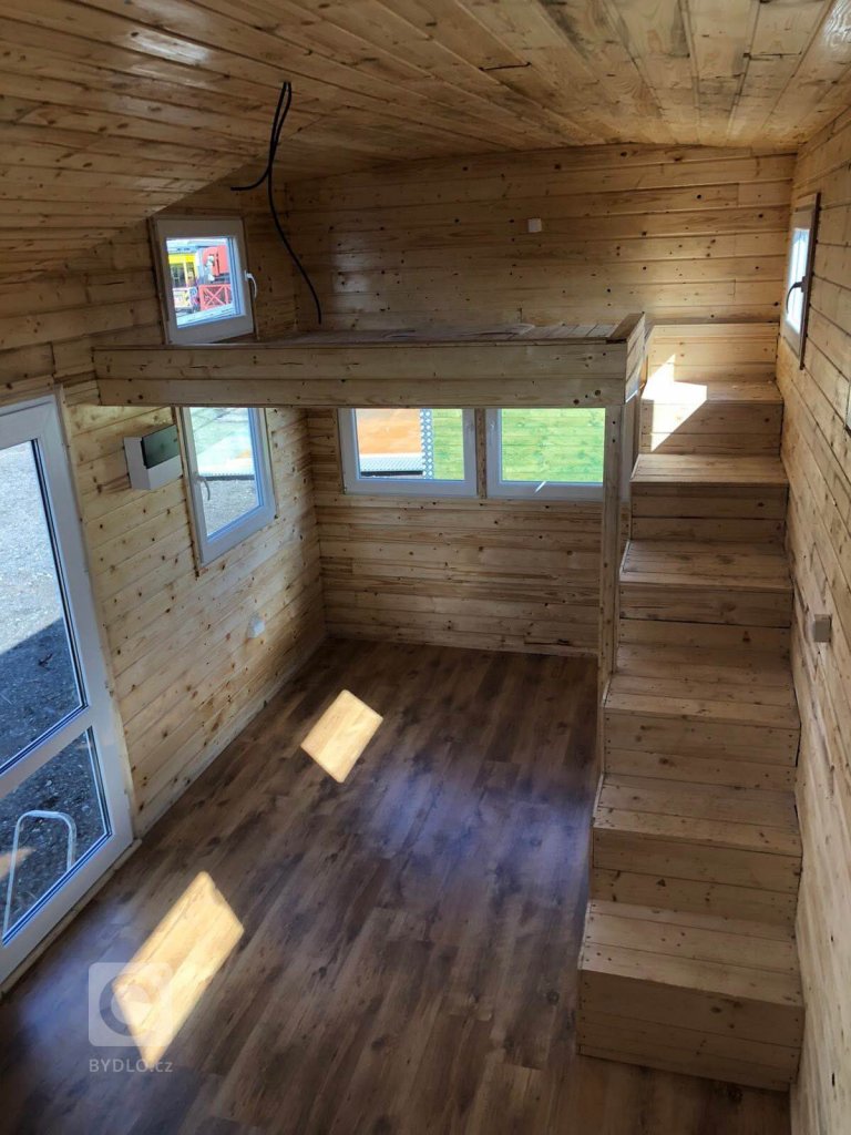 add picture to album