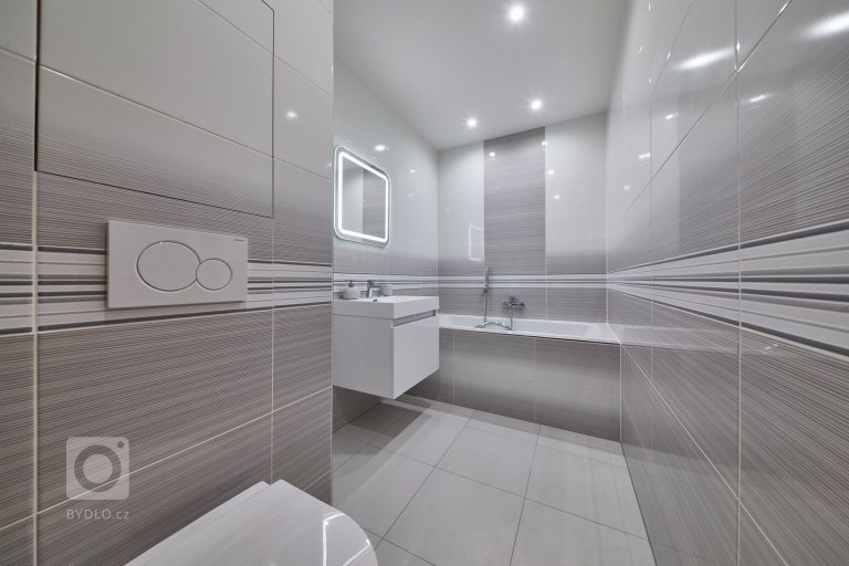 add picture to album