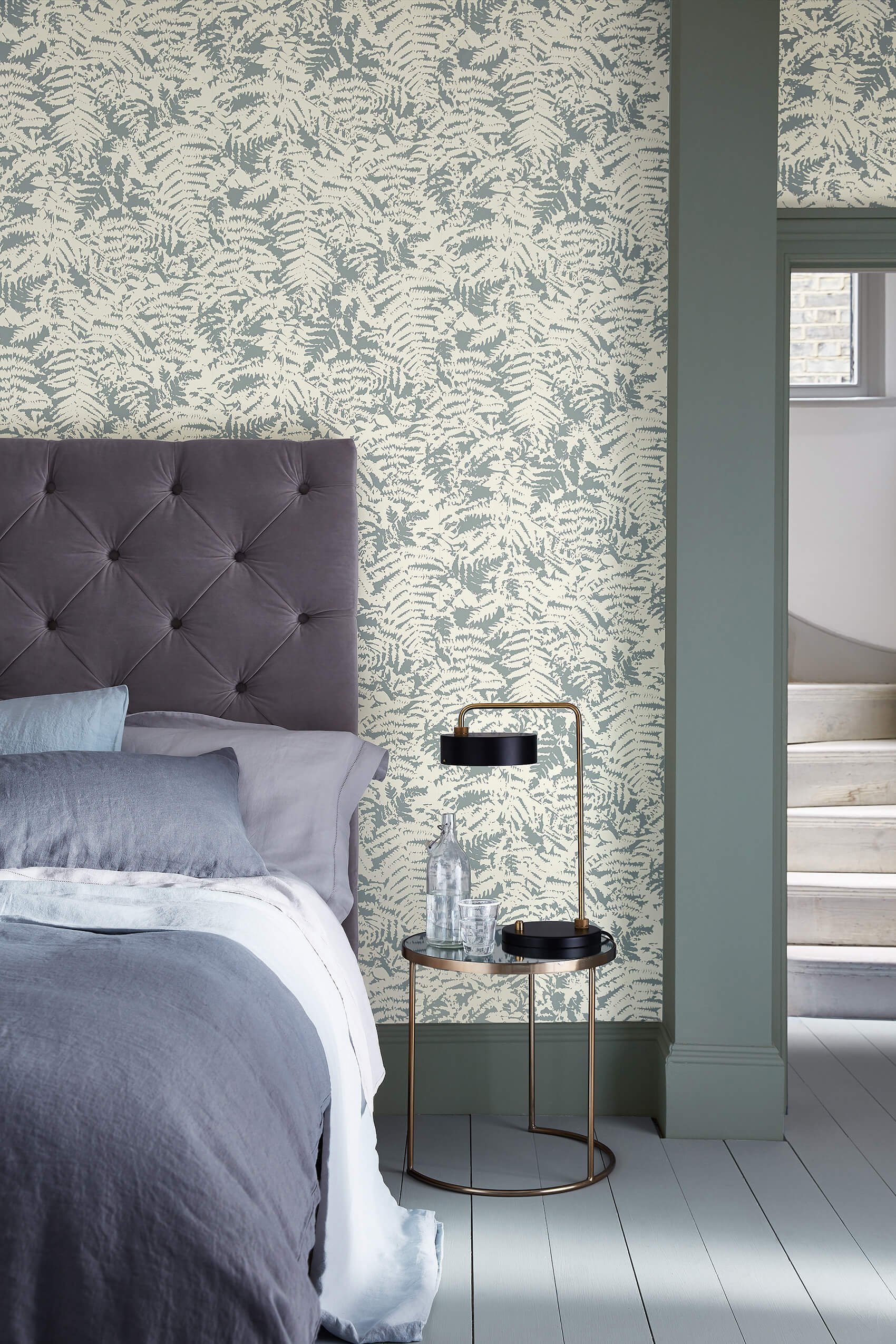 Jsme studio interiérového designu zaměřující se na návrhy a realizaci rezidenčních i komerčních prostor. 
Pomáháme klientům s výběrem vhodné nemovitosti,…