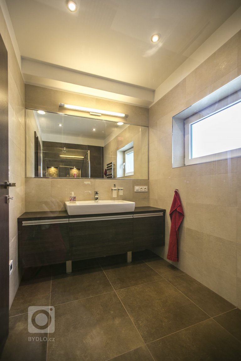 add picture to album