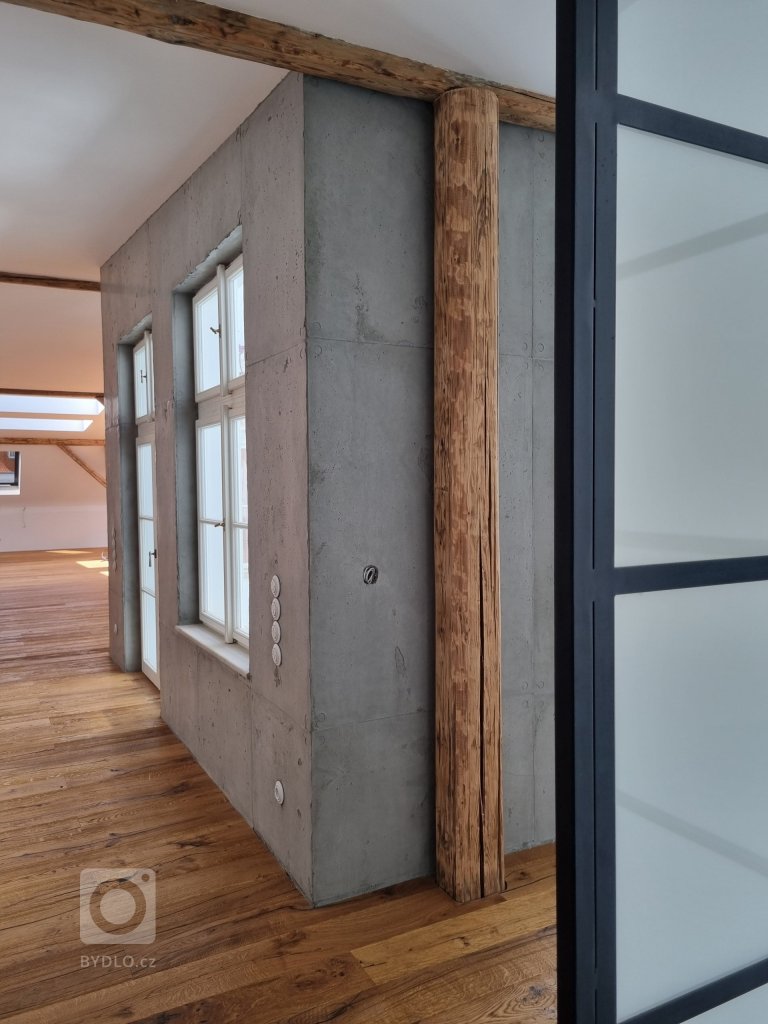 add picture to album