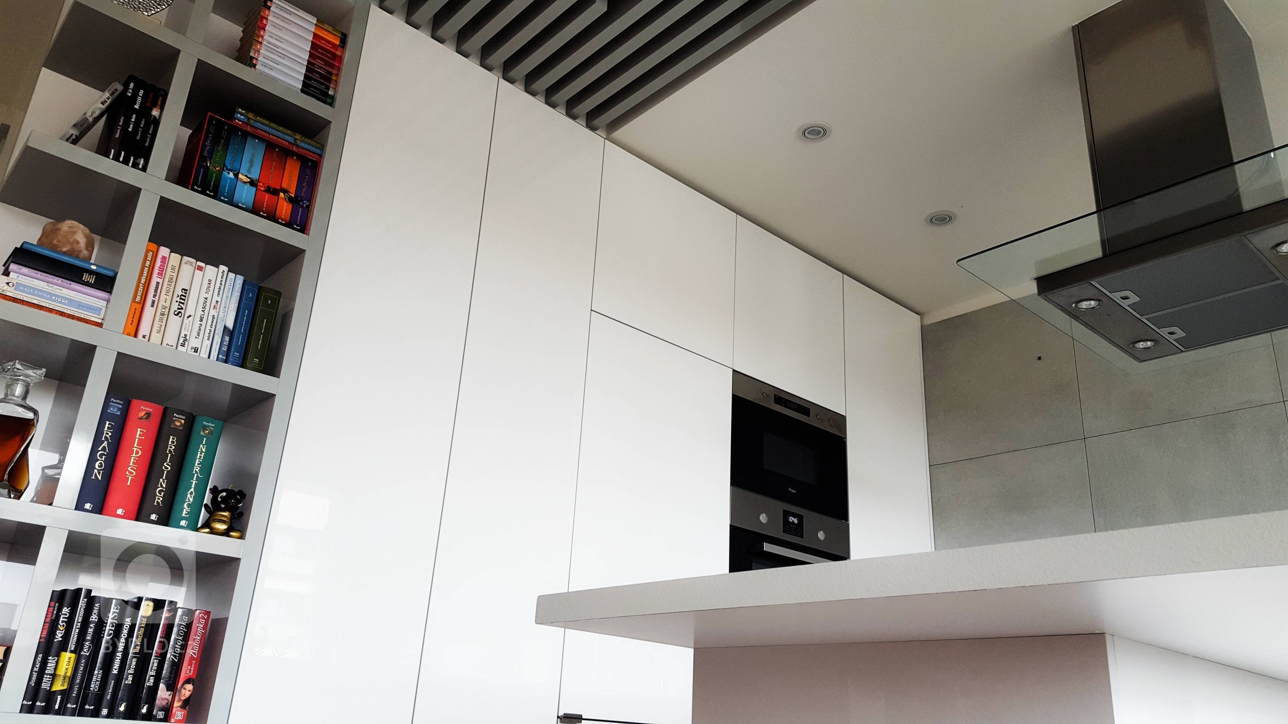 Jednoduchost a čistý design. Těmito dvěma slovy by se dal nazvat interiér tohoto menšího bytečku.

Pokud nemáte prostoru nazbyt, je třeba důmyslně využít…