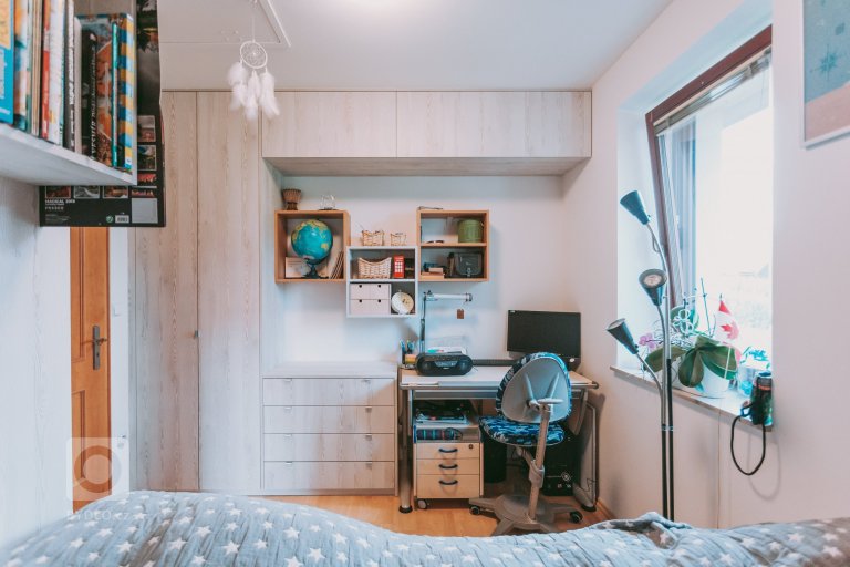 add picture to album