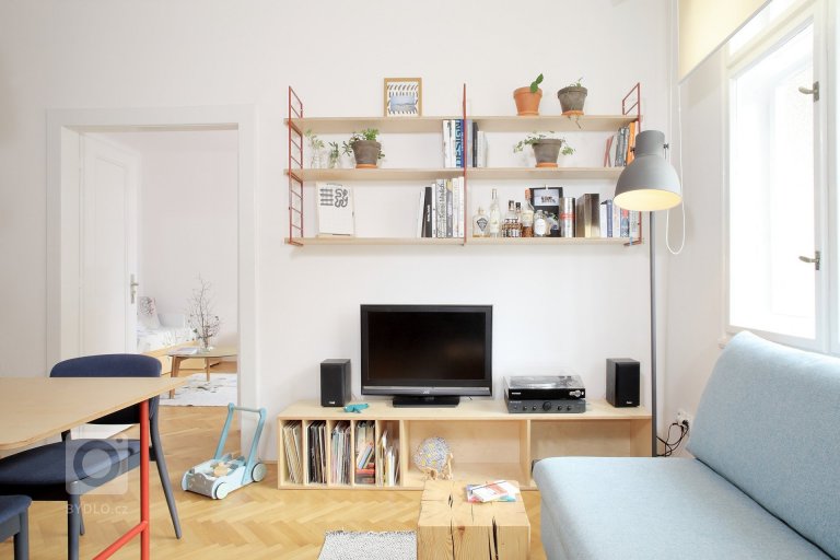 add picture to album