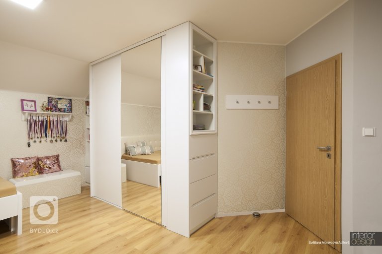 add picture to album