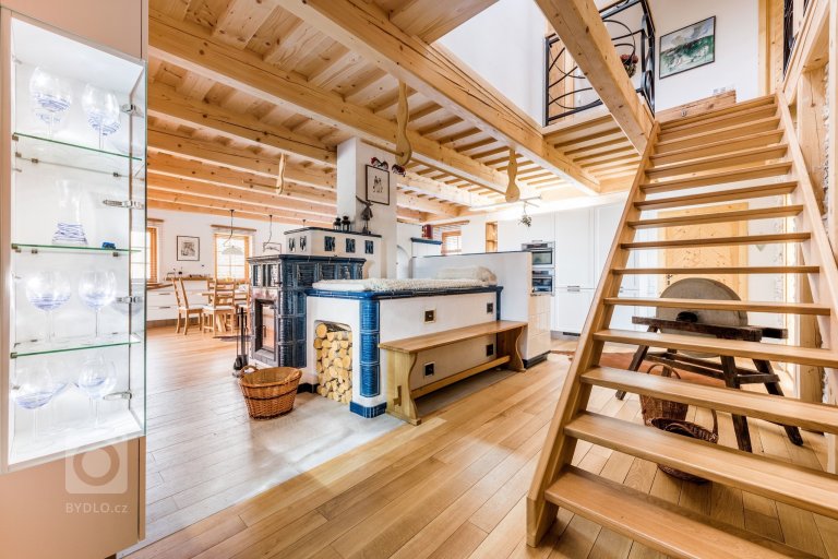 add picture to album