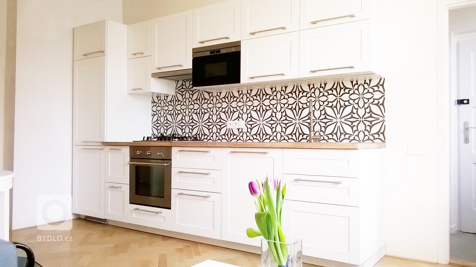 Rekonstrukce bytu na Pankráci - kuchyň