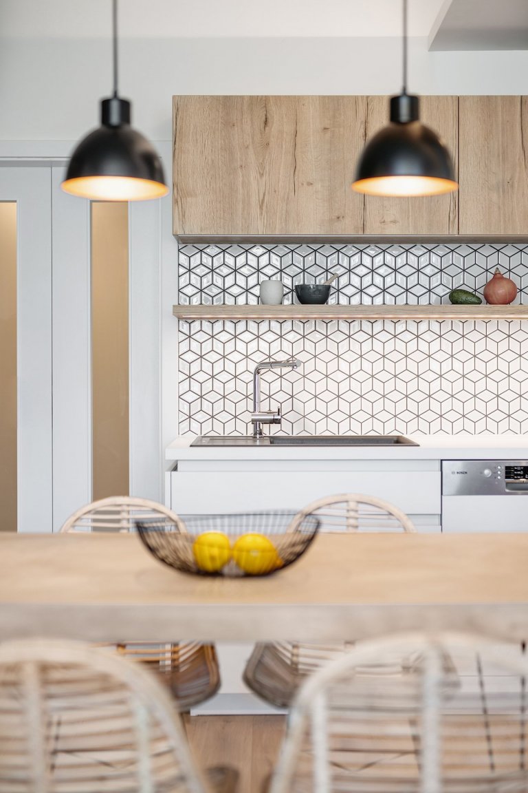 Jedná se o kompletní návrh interiéru bytu o velikosti 3+kk v develeperském projektu nedaleko Prahy.&nbsp; Klienti se na mě naštěstí obrátili včas, a tak jsme…