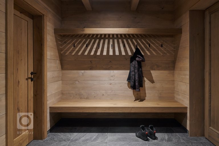 add picture to album