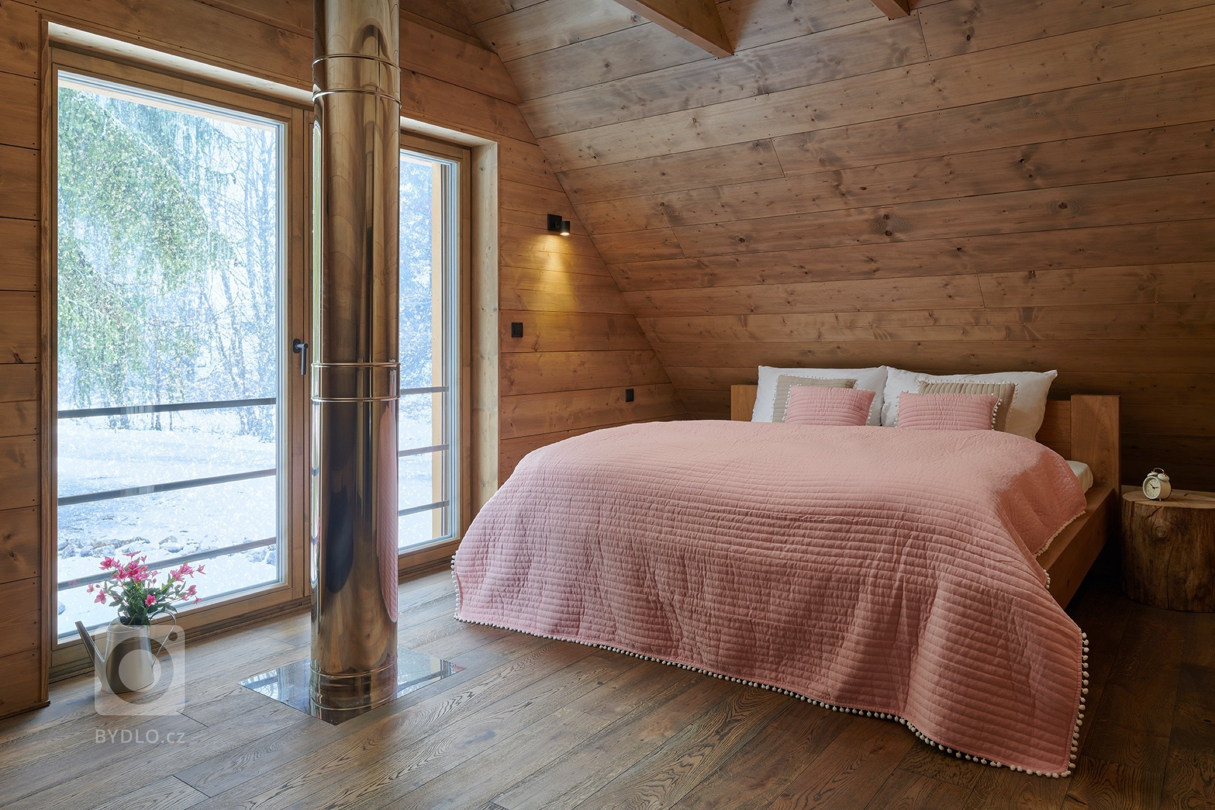 Dvě krásné&nbsp;dřevěné chaty uprostřed Jizerských hor, nacházející se v těsné blízkosti lyžařského areálu Šachty Vám nabídnou&nbsp;dokonalý odpočinek i…