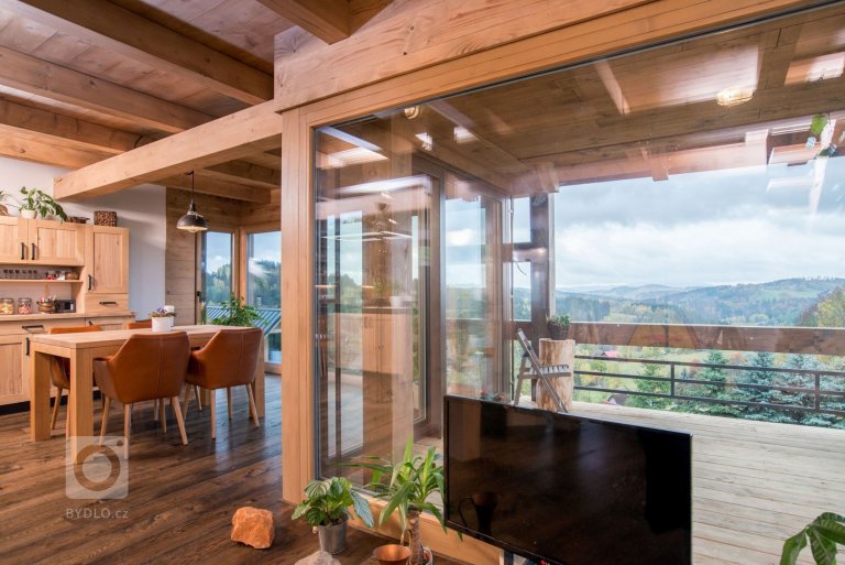 add picture to album