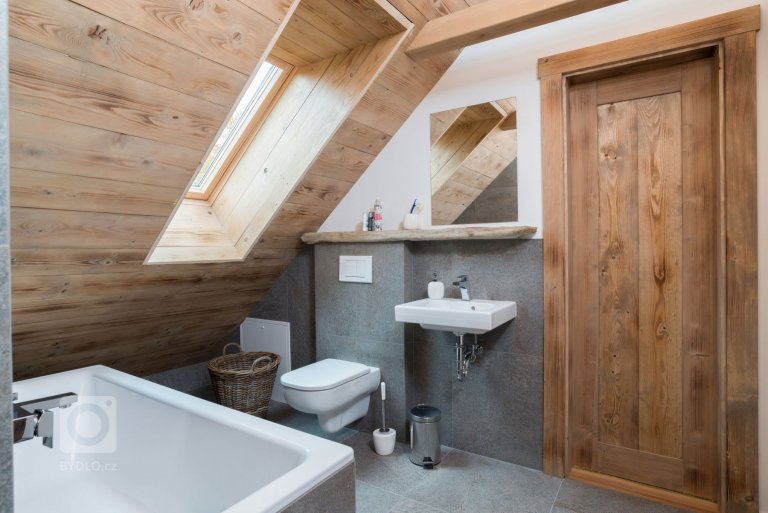 add picture to album