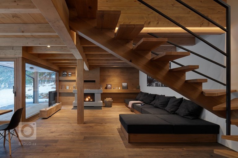 add picture to album