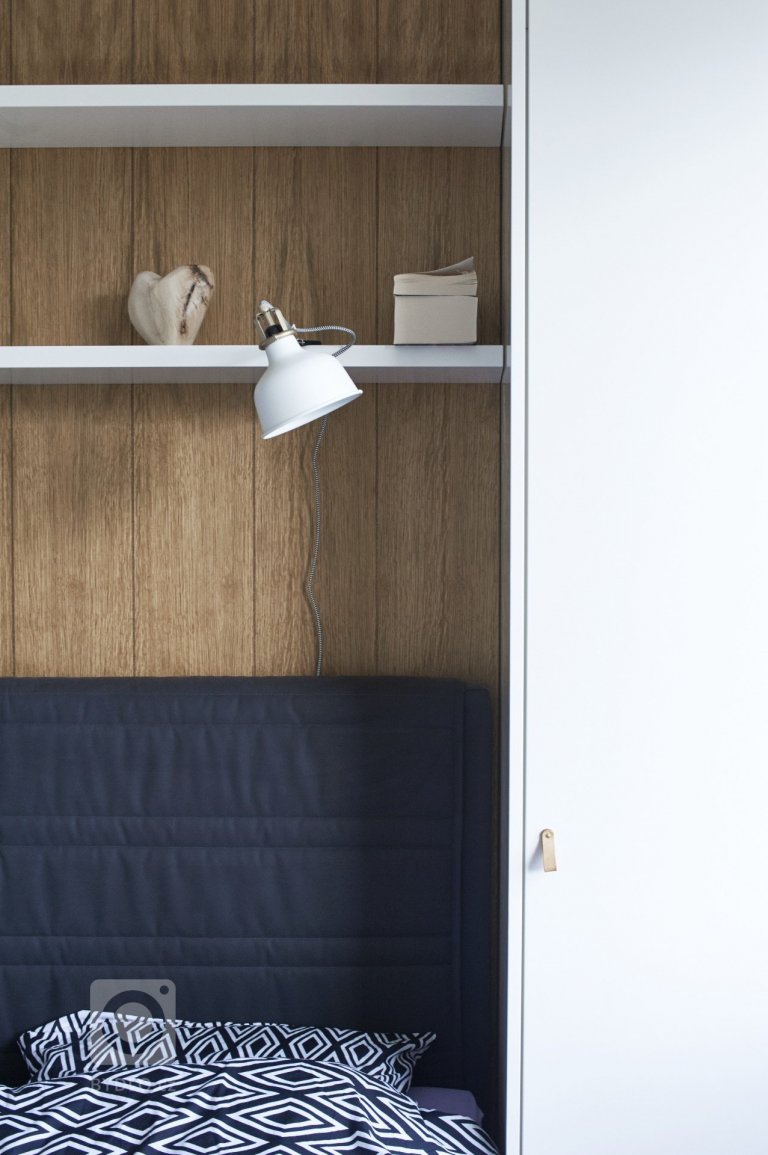 add picture to album