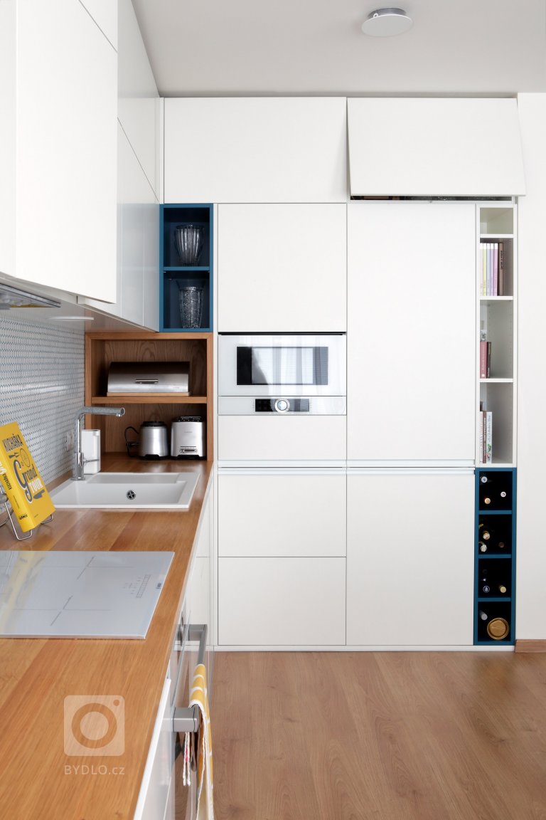 add picture to album