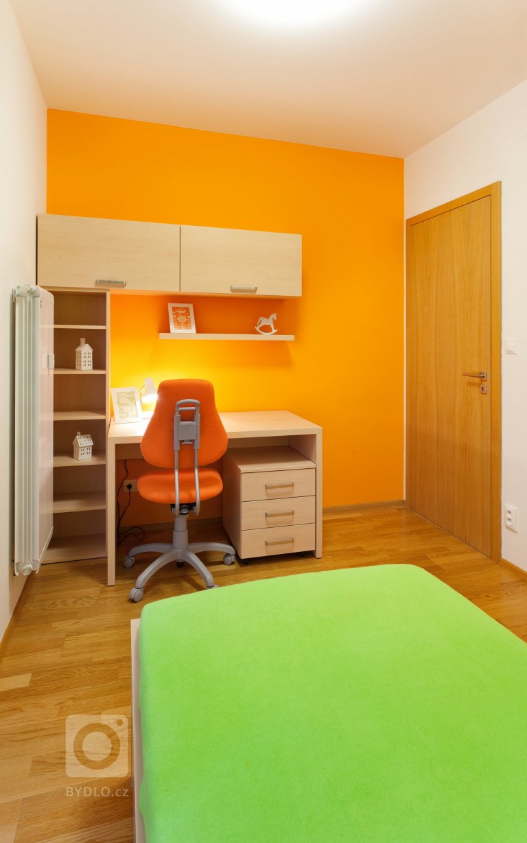 add picture to album