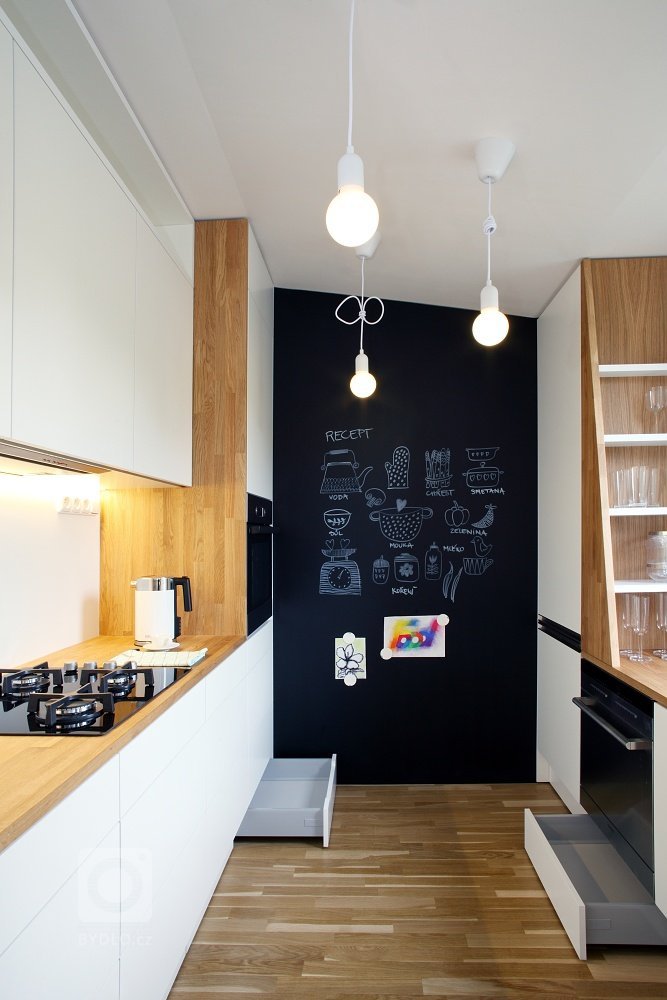 add picture to album