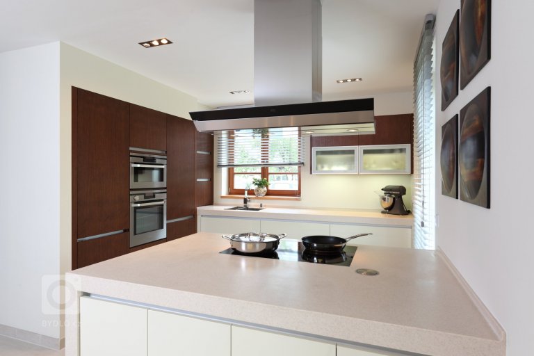 add picture to album