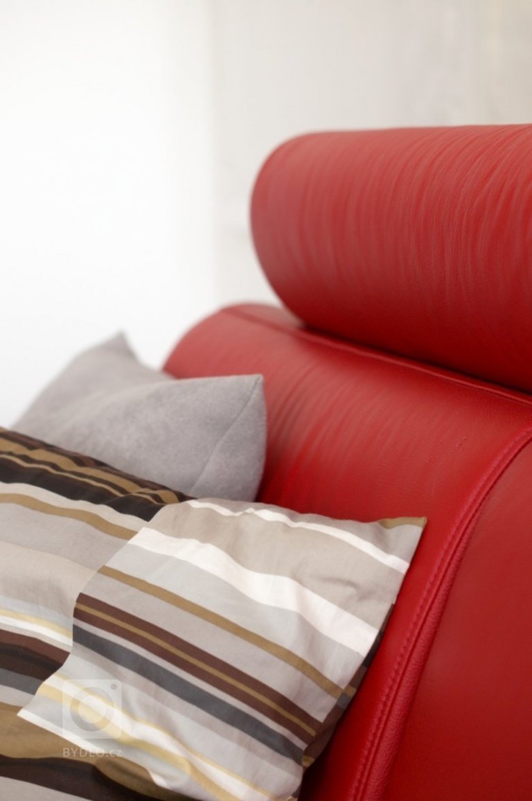 add picture to album