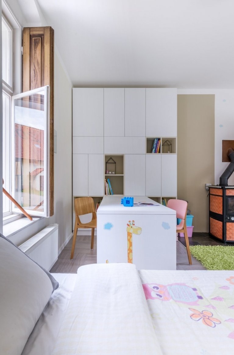 Statek postavený kolem roku 1880 měl typickou podobu české venkovské usedlosti, naším úkolem bylo zhostit se kompletní rekonstrukce interiérů.&nbsp;Požadavkem…