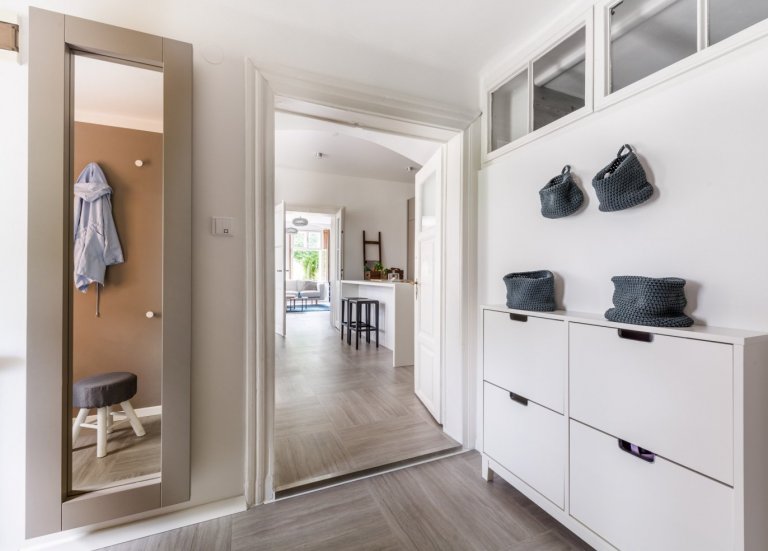 Statek postavený kolem roku 1880 měl typickou podobu české venkovské usedlosti, naším úkolem bylo zhostit se kompletní rekonstrukce interiérů.&nbsp;Požadavkem…