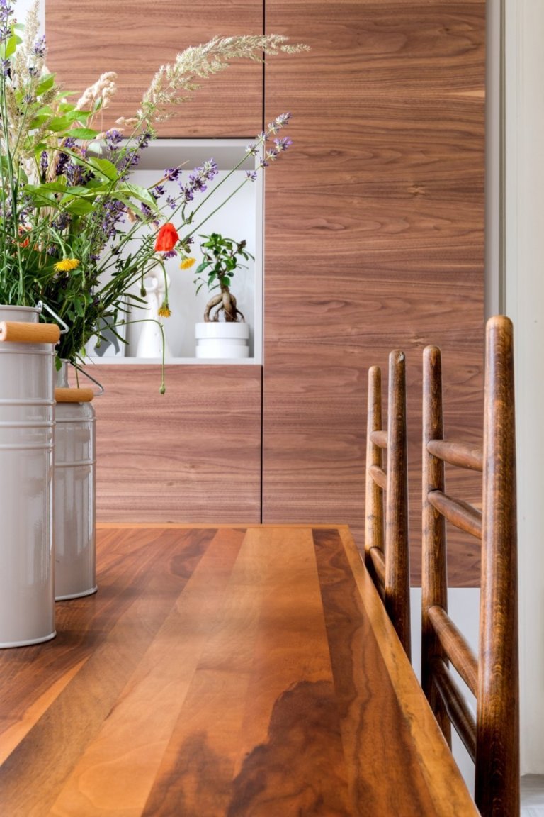 Statek postavený kolem roku 1880 měl typickou podobu české venkovské usedlosti, naším úkolem bylo zhostit se kompletní rekonstrukce interiérů.&nbsp;Požadavkem…