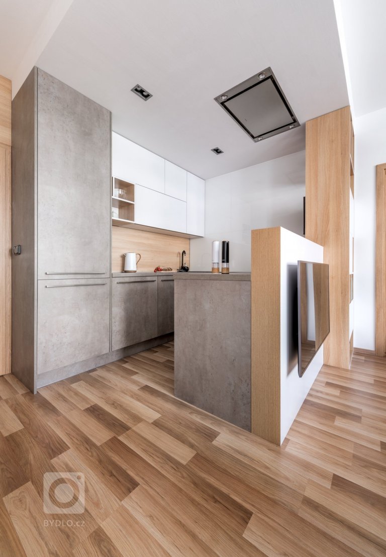 add picture to album