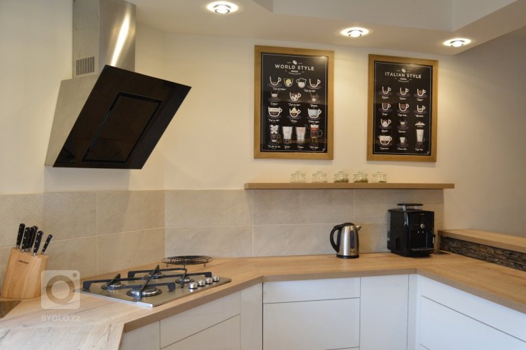 add picture to album