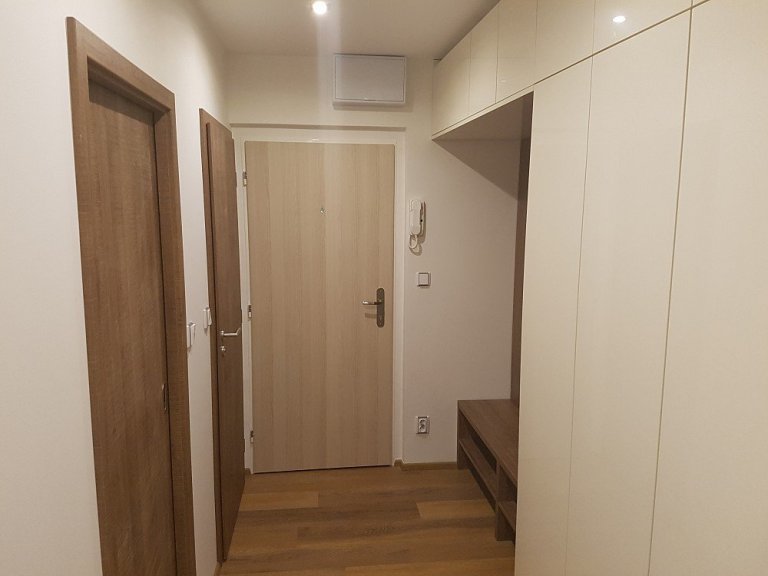 Kompletní REKONSTRUKCE bytu 3+1 74 m2 na klíč dle nového projektu.
