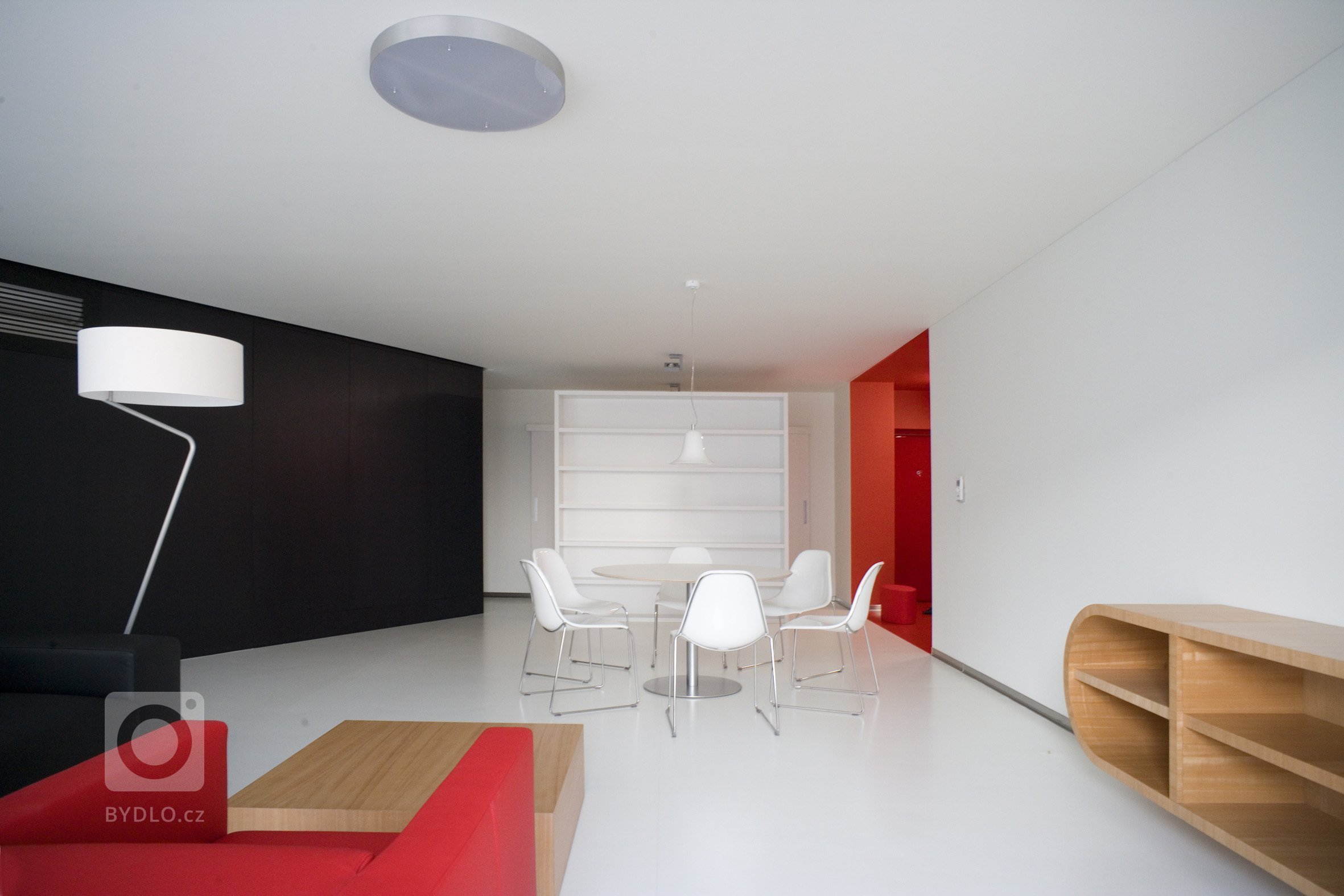 &nbsp;

Adresa:Pardubice,&nbsp;Česká republika

Projekt:2006

Realizace:2011

interiér

&nbsp;

KONTEXT
Pardubice jsou z&nbsp;architektonického…