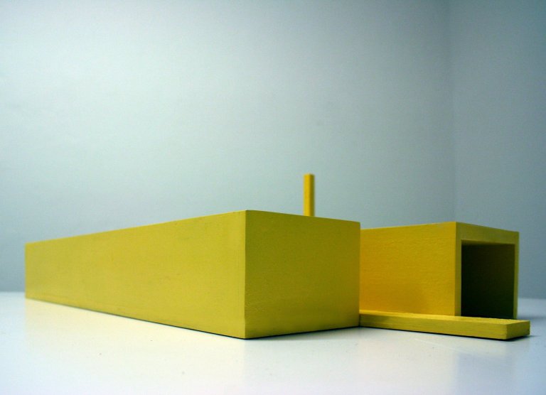 Zadáním, byl návrh interiéru obývacího pokoje, do již naprojektovaného bungalovu. Projekt byl ovšem tak špatný, že by mu správně umístěná pohovka stejně…