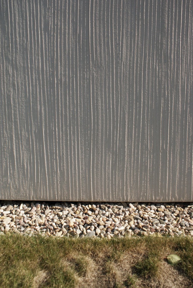 Zadáním, byl návrh interiéru obývacího pokoje, do již naprojektovaného bungalovu. Projekt byl ovšem tak špatný, že by mu správně umístěná pohovka stejně…